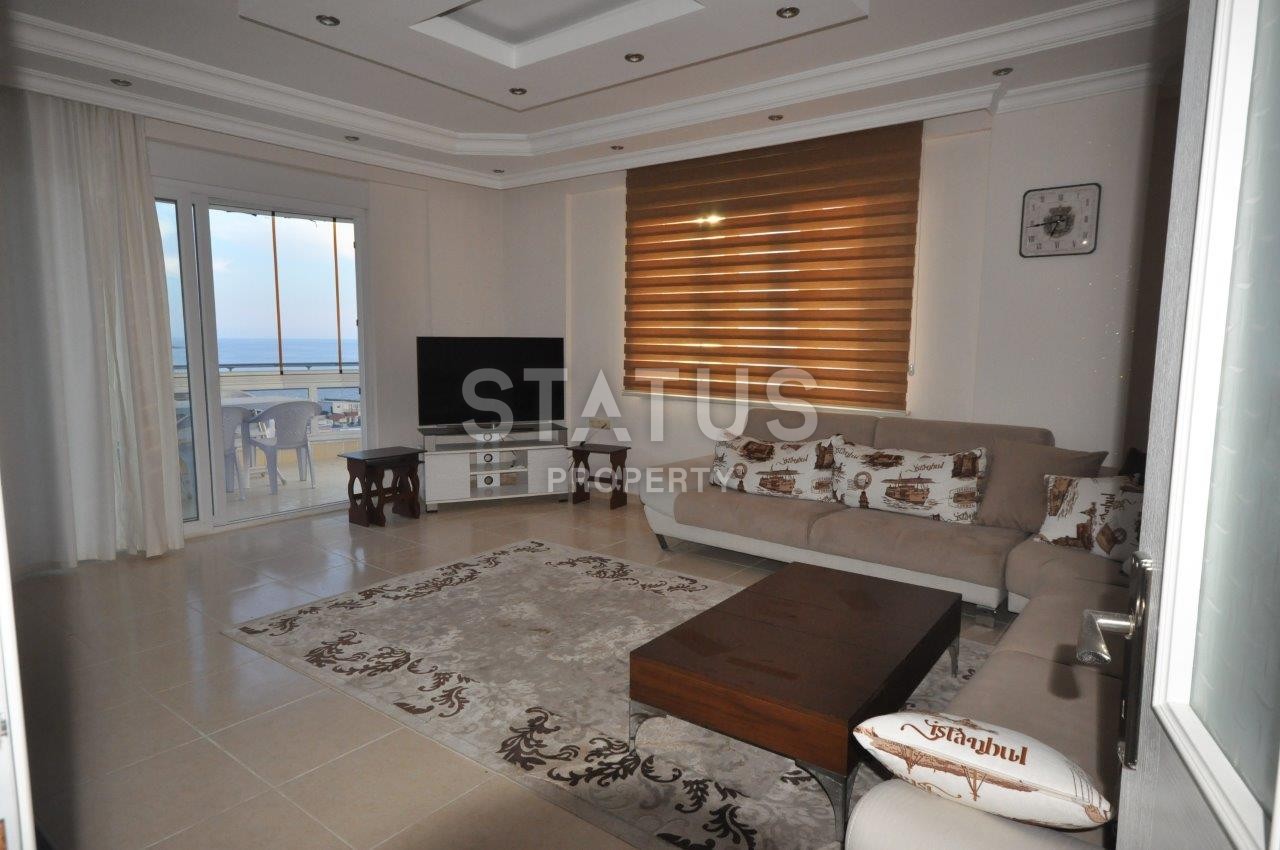 Шикарные двухуровневые апартаменты с видом на море, горы и крепость Аланьи, 250 кв.м. фото 4