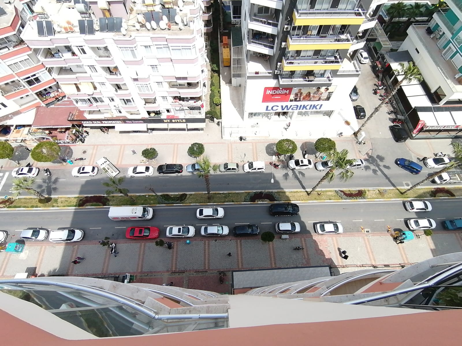 Apartment 4+2 renovated in the center of Mahmutlar, 300 m2 фото 41