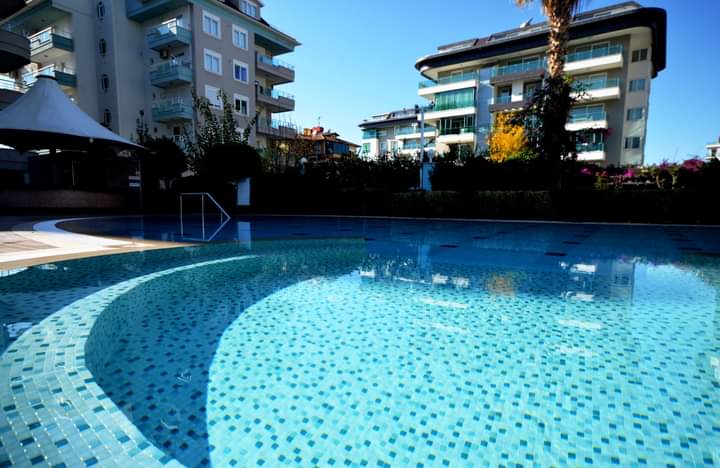 Просторные апартаменты 1+1 в одном из лучших комплексах в Кестеле, 75м2. Первая линия. фото 3