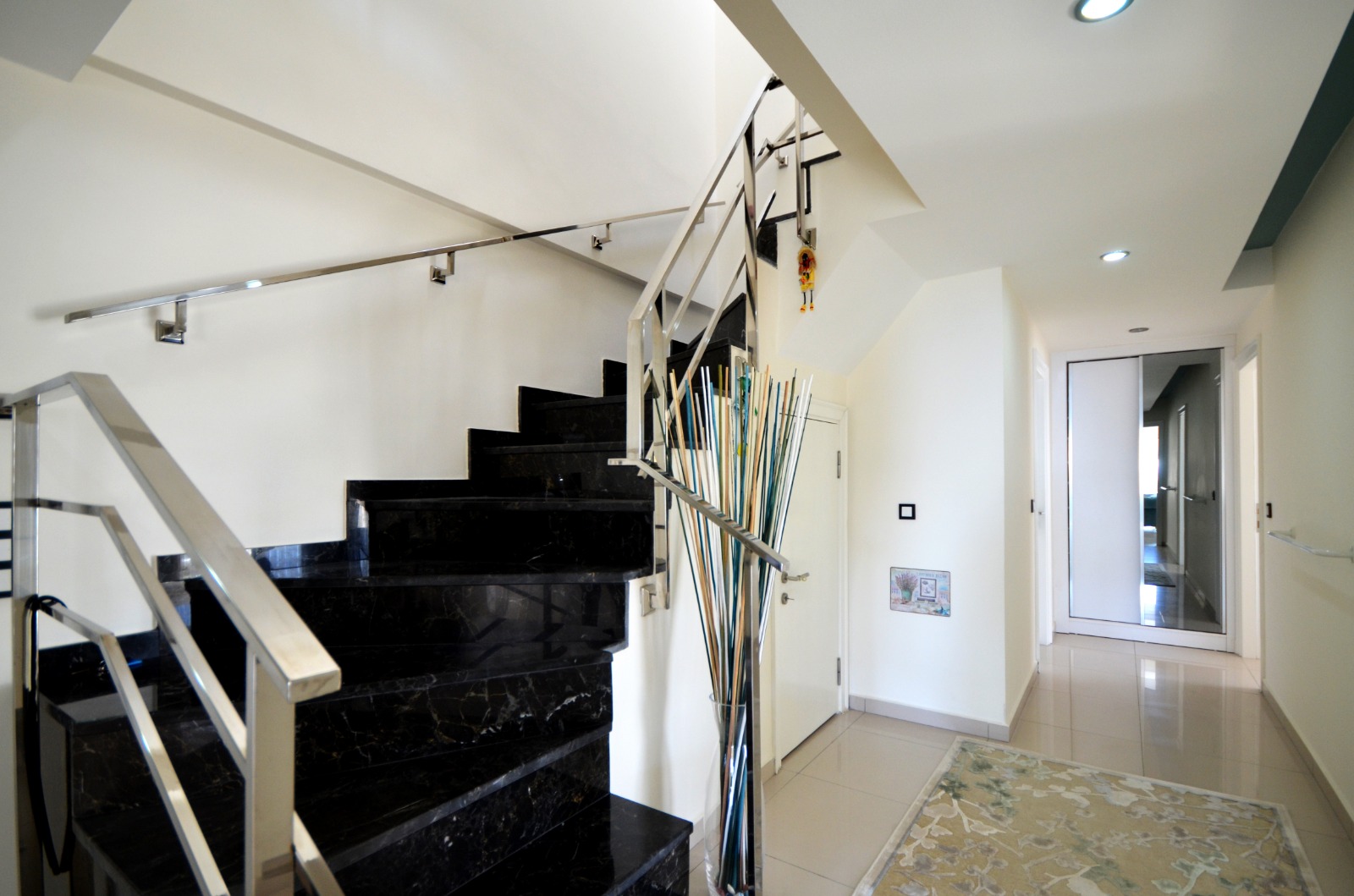 Seafront apartment 6+1 in Kestel, 264 m2 фото 9