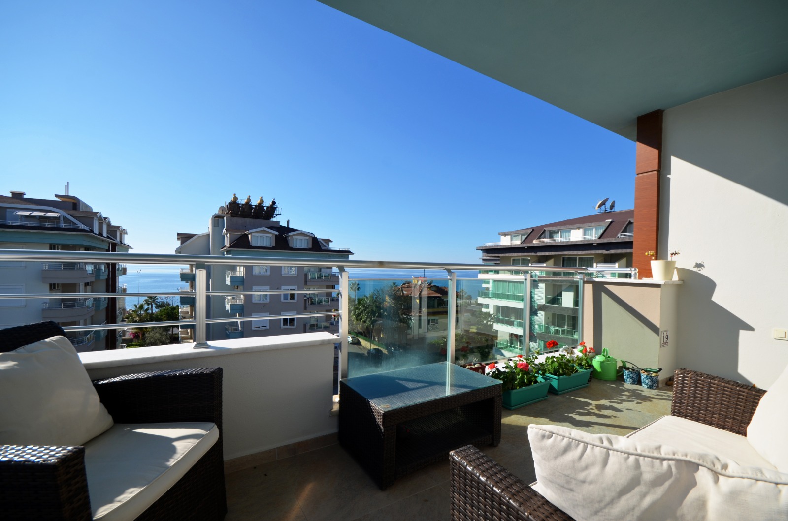 Seafront apartment 6+1 in Kestel, 264 m2 фото 10