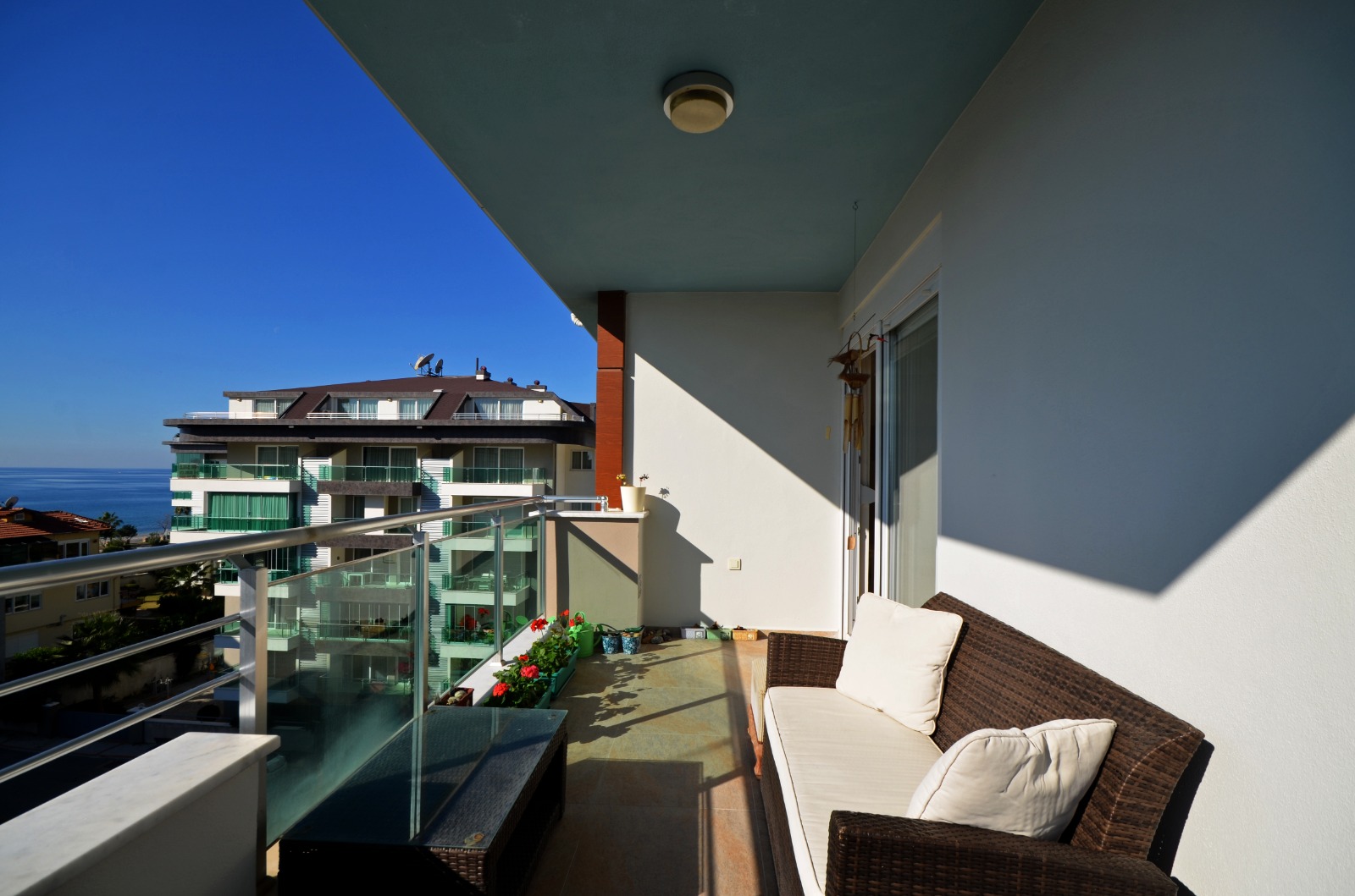 Seafront apartment 6+1 in Kestel, 264 m2 фото 14