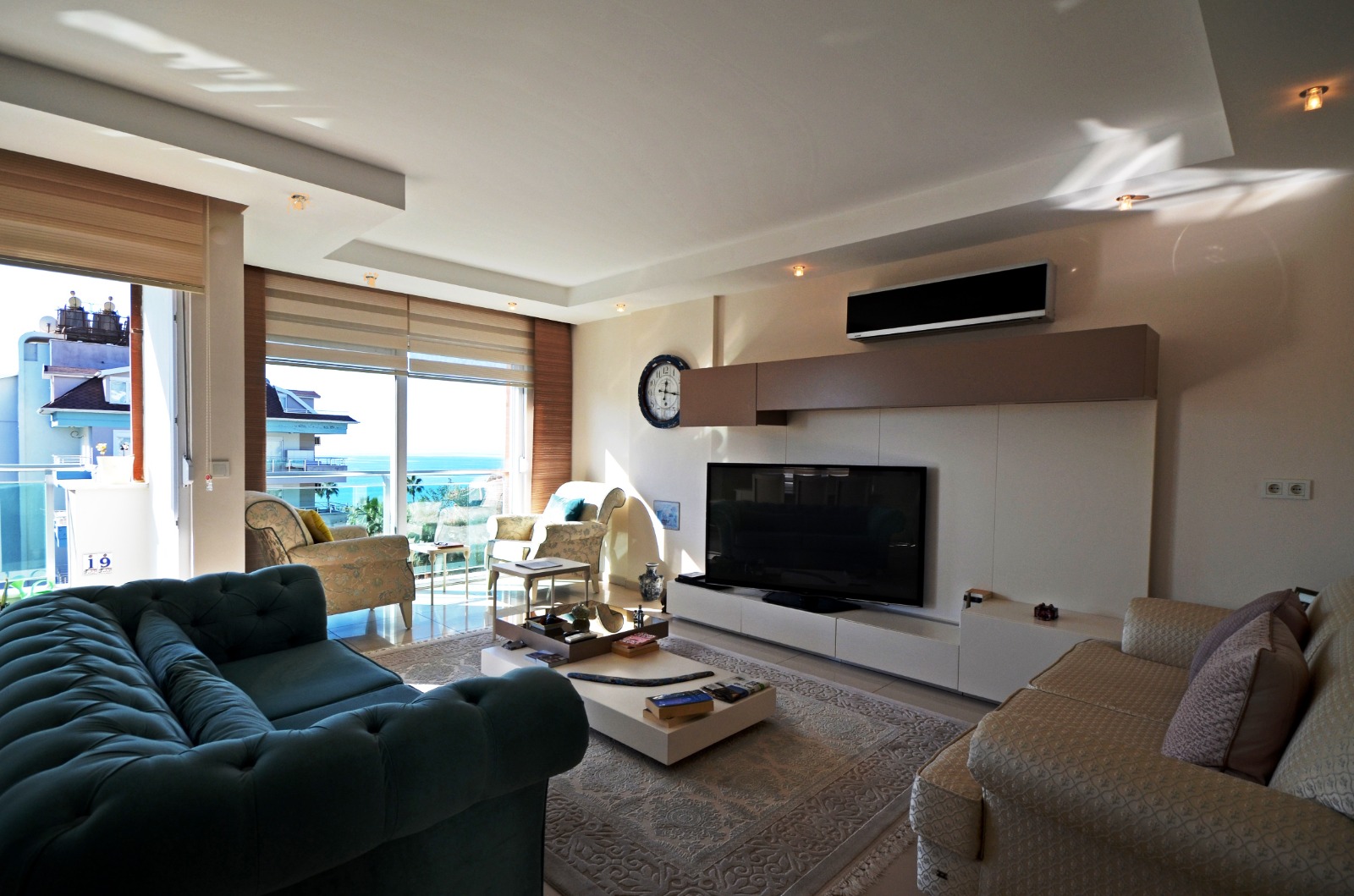 Seafront apartment 6+1 in Kestel, 264 m2 фото 26