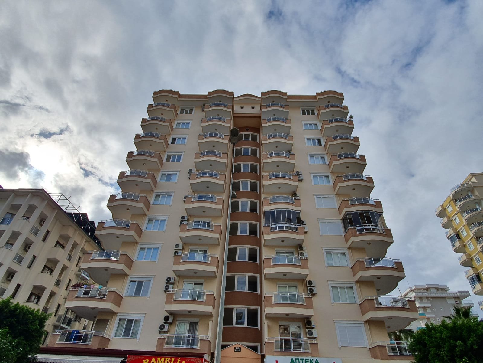 Дуплекс 4+1 с видом на море и горы на первой береговой линии в Махмутларе, 240 м2. фото 13