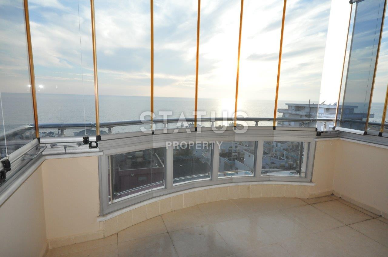 Шикарные двухуровневые апартаменты с видом на море, горы и крепость Аланьи, 250 кв.м. фото 24