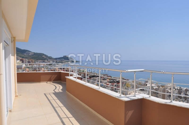 Шикарные двухуровневые апартаменты с видом на море, горы и крепость Аланьи, 250 кв.м. фото 28