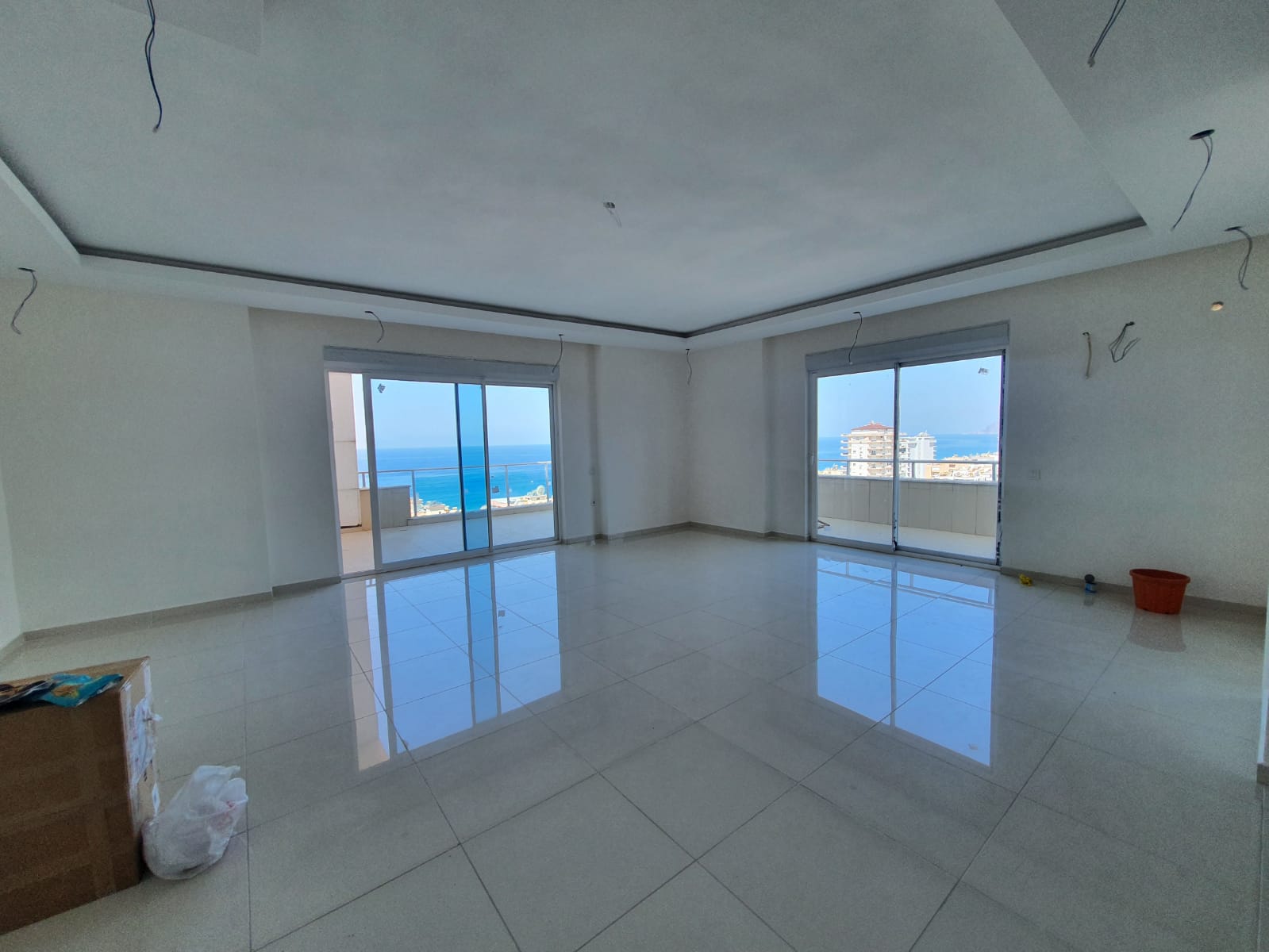 Трехэтажная квартира 4+1 с видом на море на ул. Барбаросса в комплексе класса люкс, 350м.кв фото 1