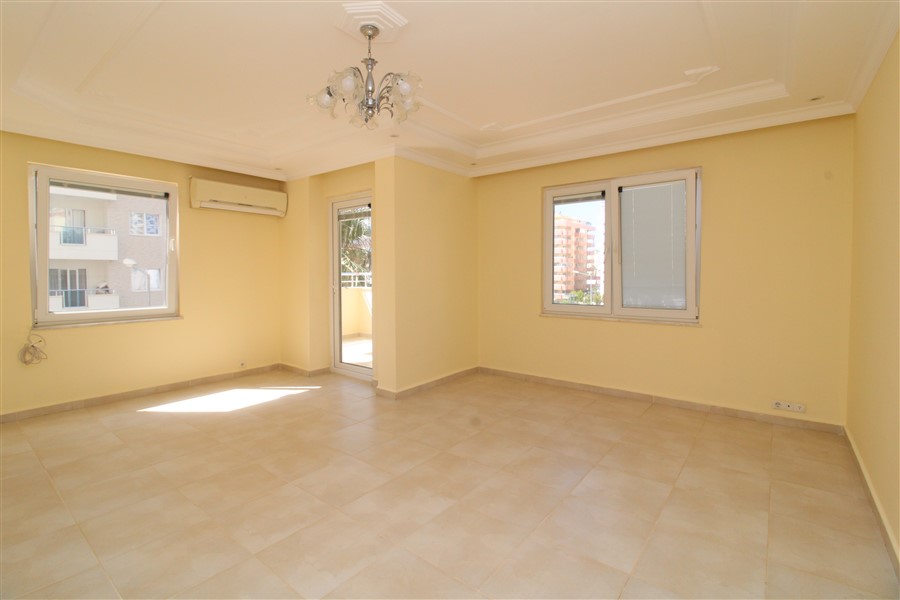 Квартира 2+1 с отдельной кухней, 90 м2. Махмутлар, Алания. фото 5