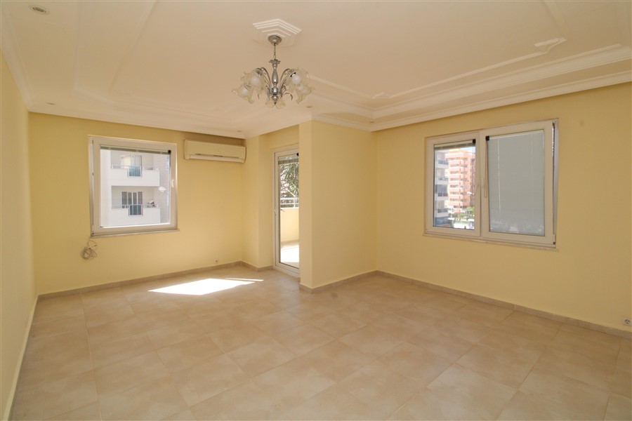 Квартира 2+1 с отдельной кухней, 90 м2. Махмутлар, Алания. фото 6