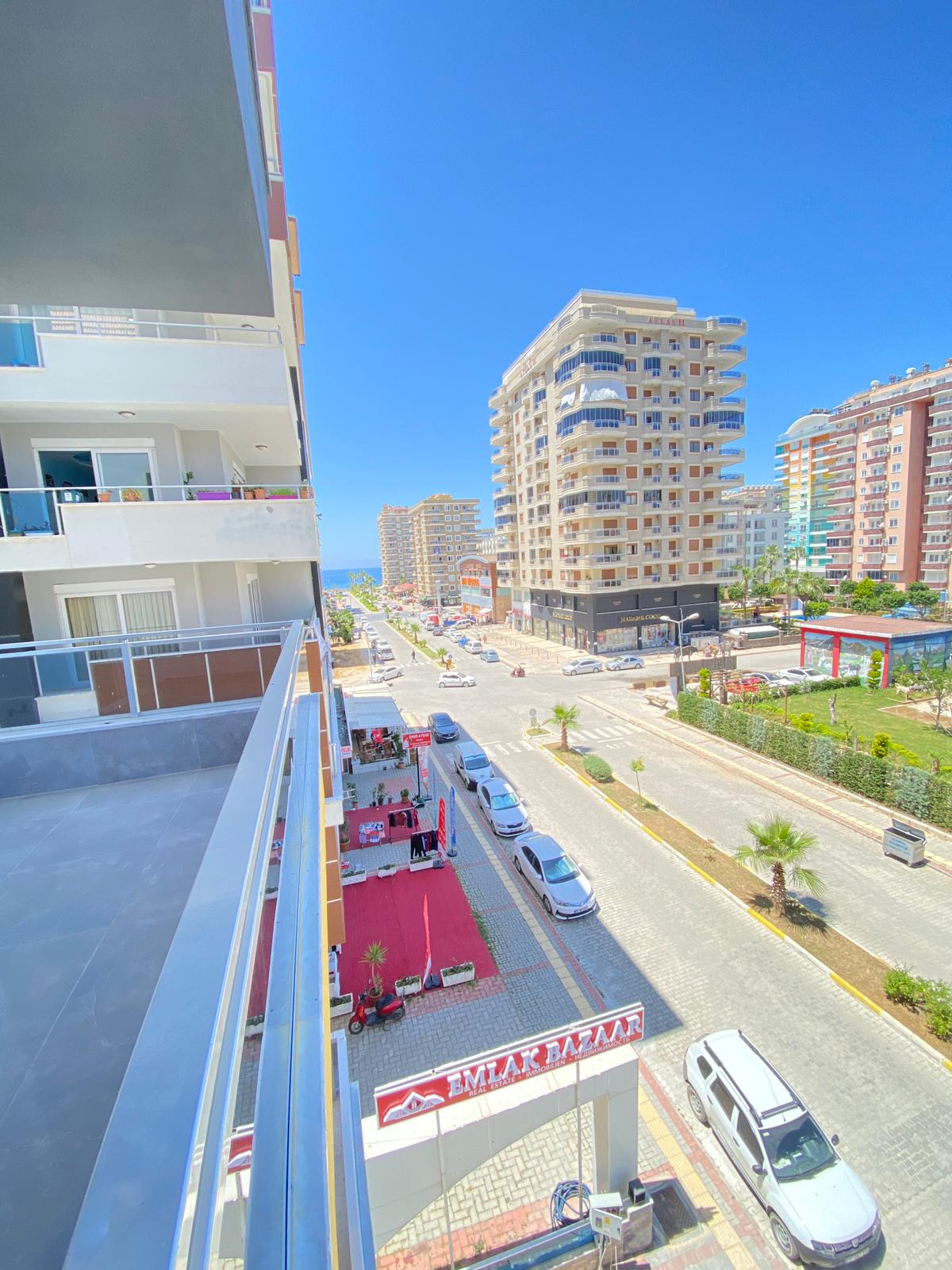 Просторная квартира 1+1 с видом на море в центре Махмутлара, 65 м2. фото 9