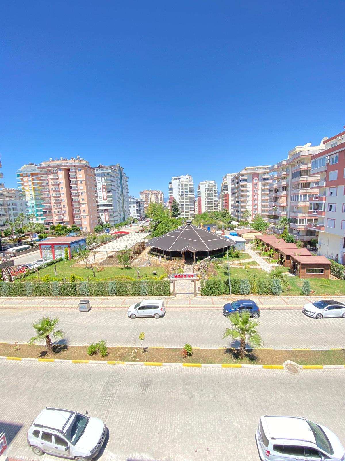 Просторная квартира 1+1 с видом на море в центре Махмутлара, 65 м2. фото 10