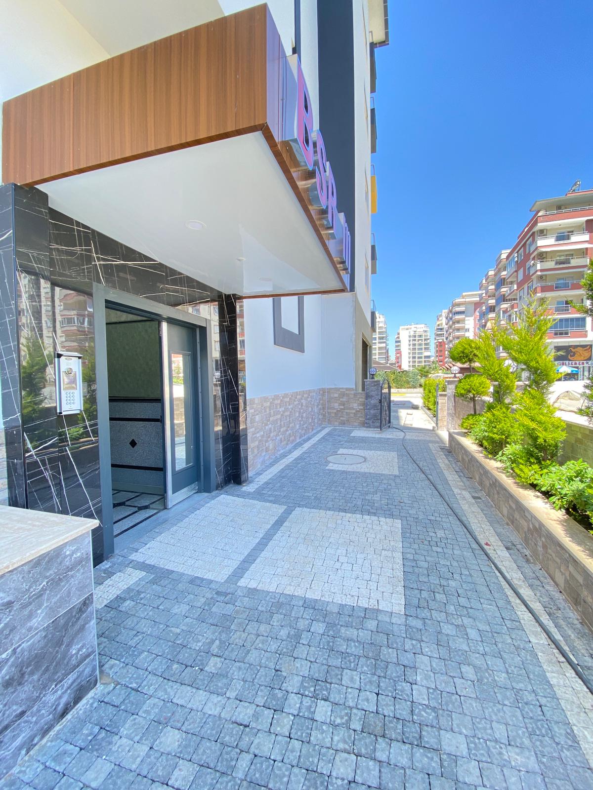 Просторная квартира 1+1 с видом на море в центре Махмутлара, 65 м2. фото 12