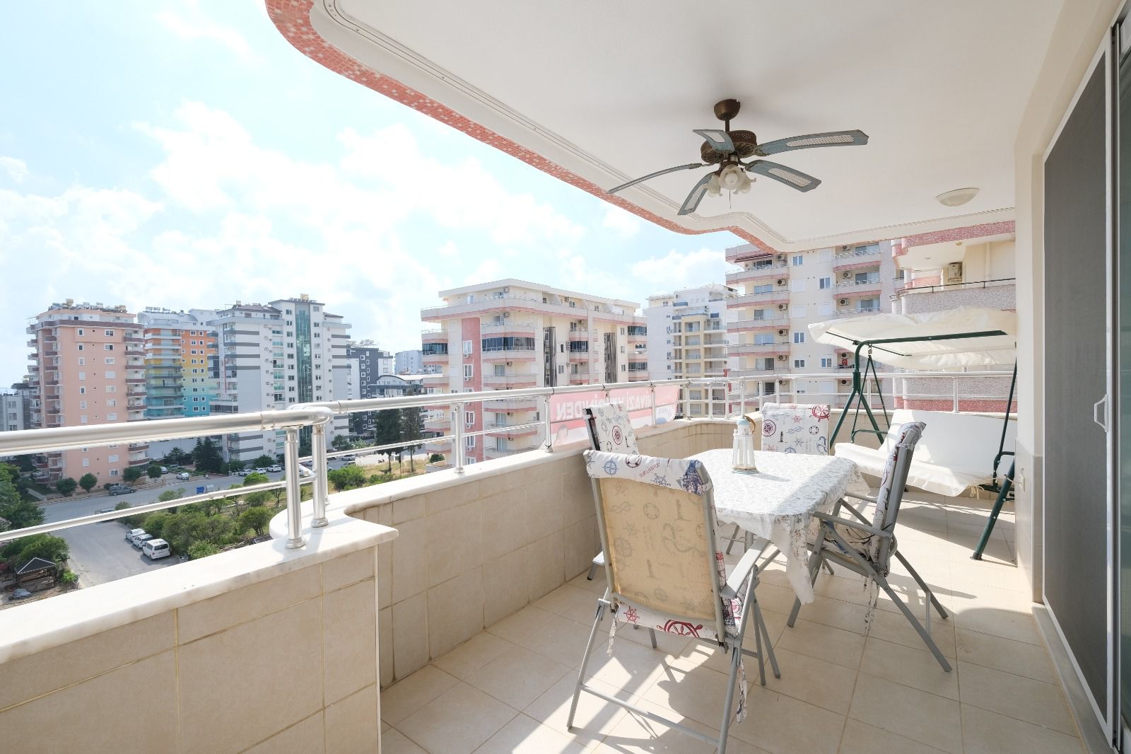 Three-room apartment with furniture in Mahmutlar, 120 m2 фото 8