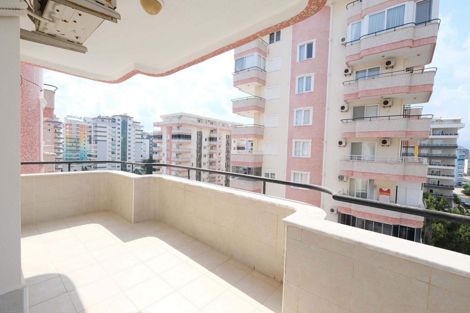 Three-room apartment with furniture in Mahmutlar, 120 m2 фото 9
