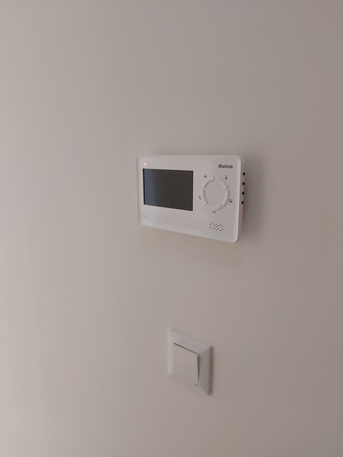 New three-room apartment for three minutes from the sea in the European district of Oba, 95 m2. фото 4