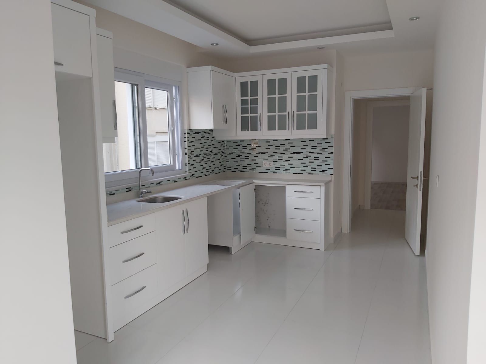 New three-room apartment for three minutes from the sea in the European district of Oba, 95 m2. фото 27