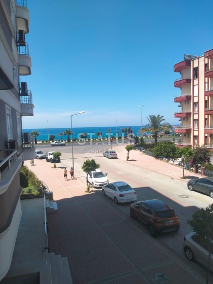 Просторная меблированная квартира 2+1 у моря, 120 м2. Махмутлар, Алания. фото 1