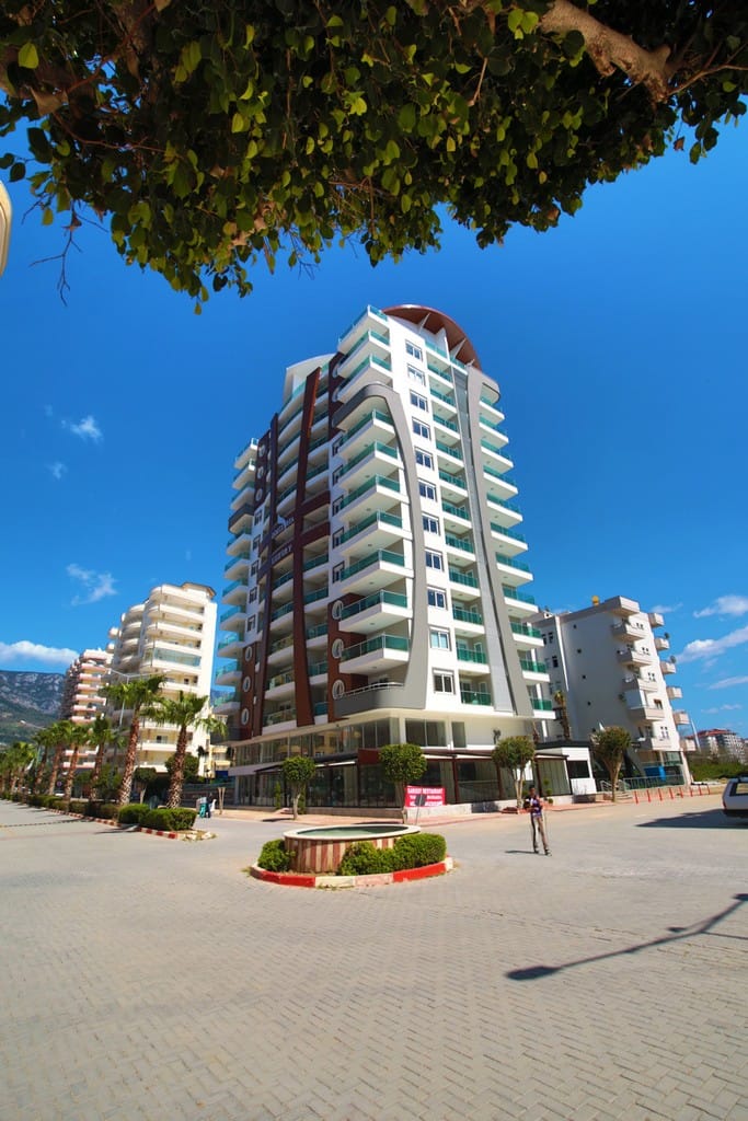 Двухкомнатная квартира в отличном комплексе, 70 м2 фото 2