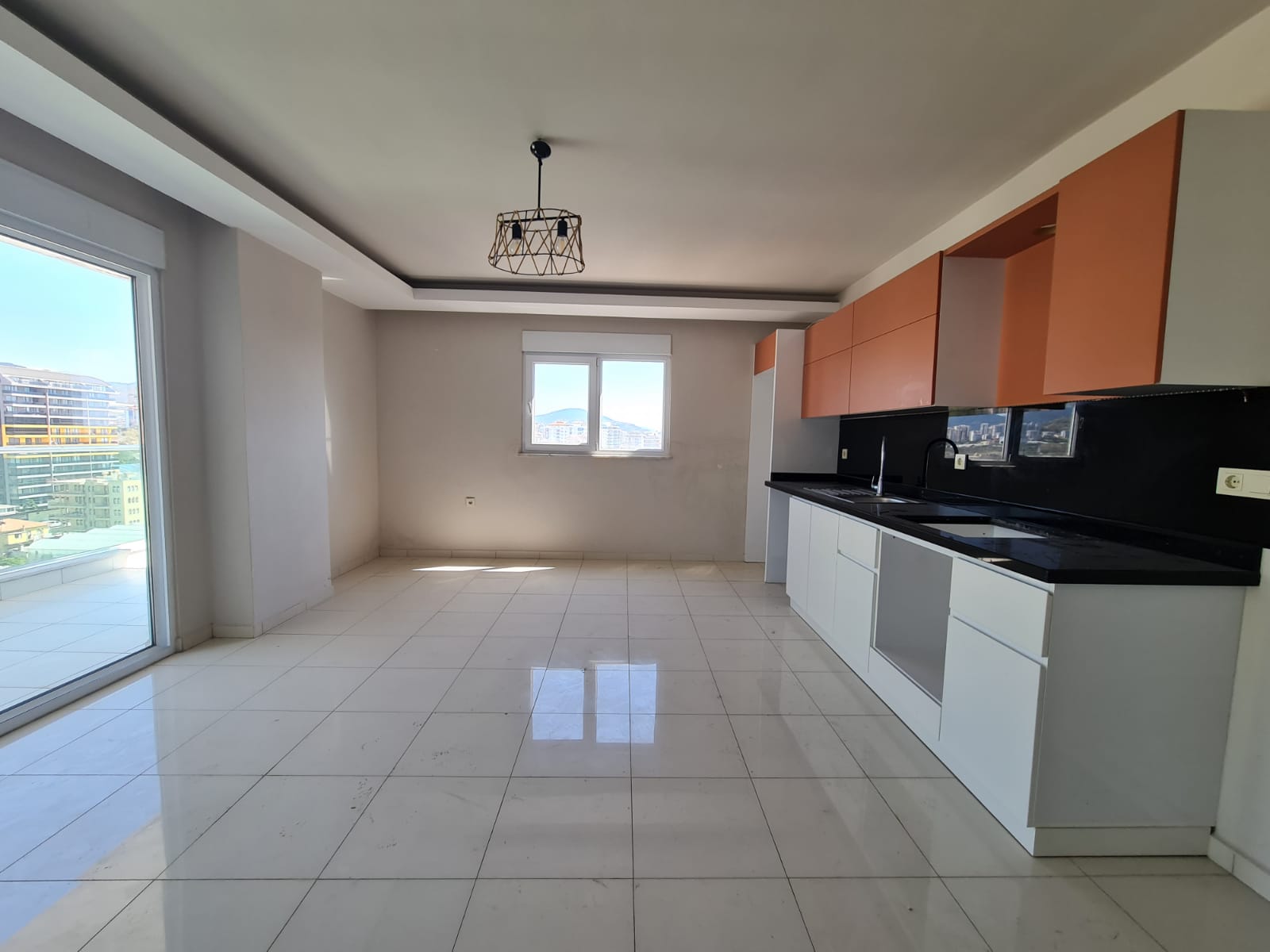 Двухкомнатная квартира в отличном комплексе, 70 м2 фото 17