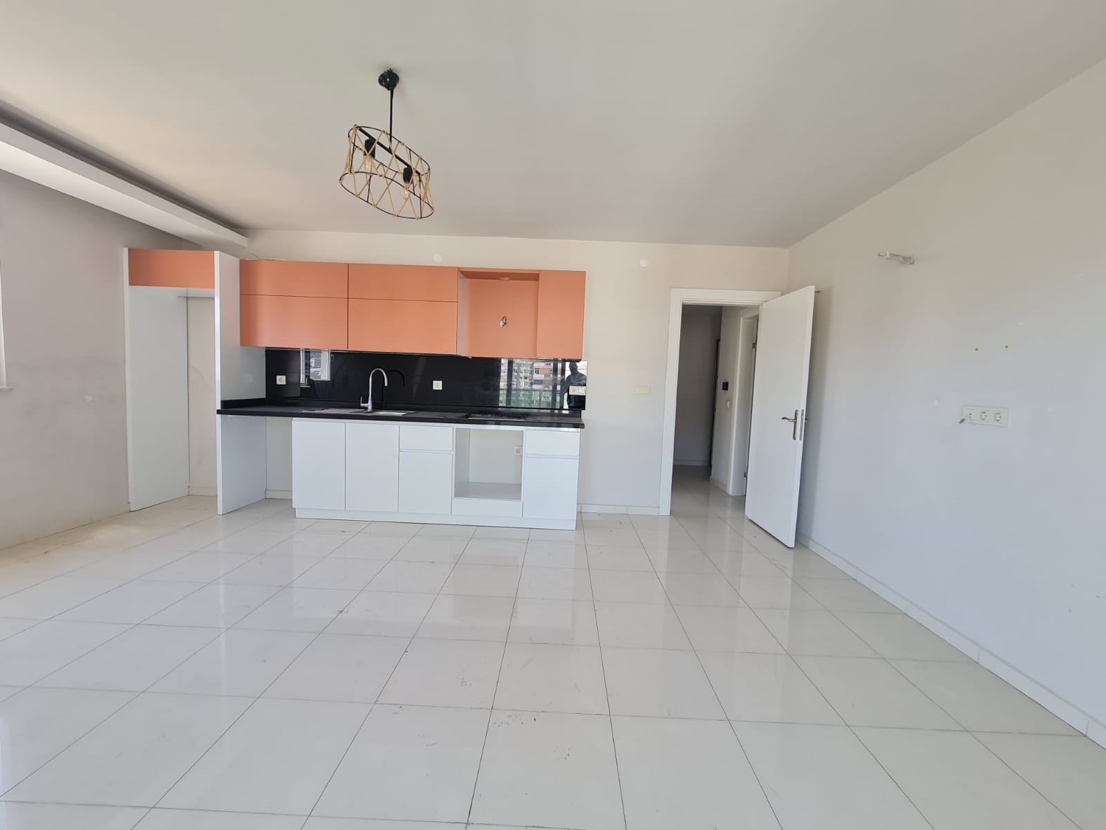 Двухкомнатная квартира в отличном комплексе, 70 м2 фото 19