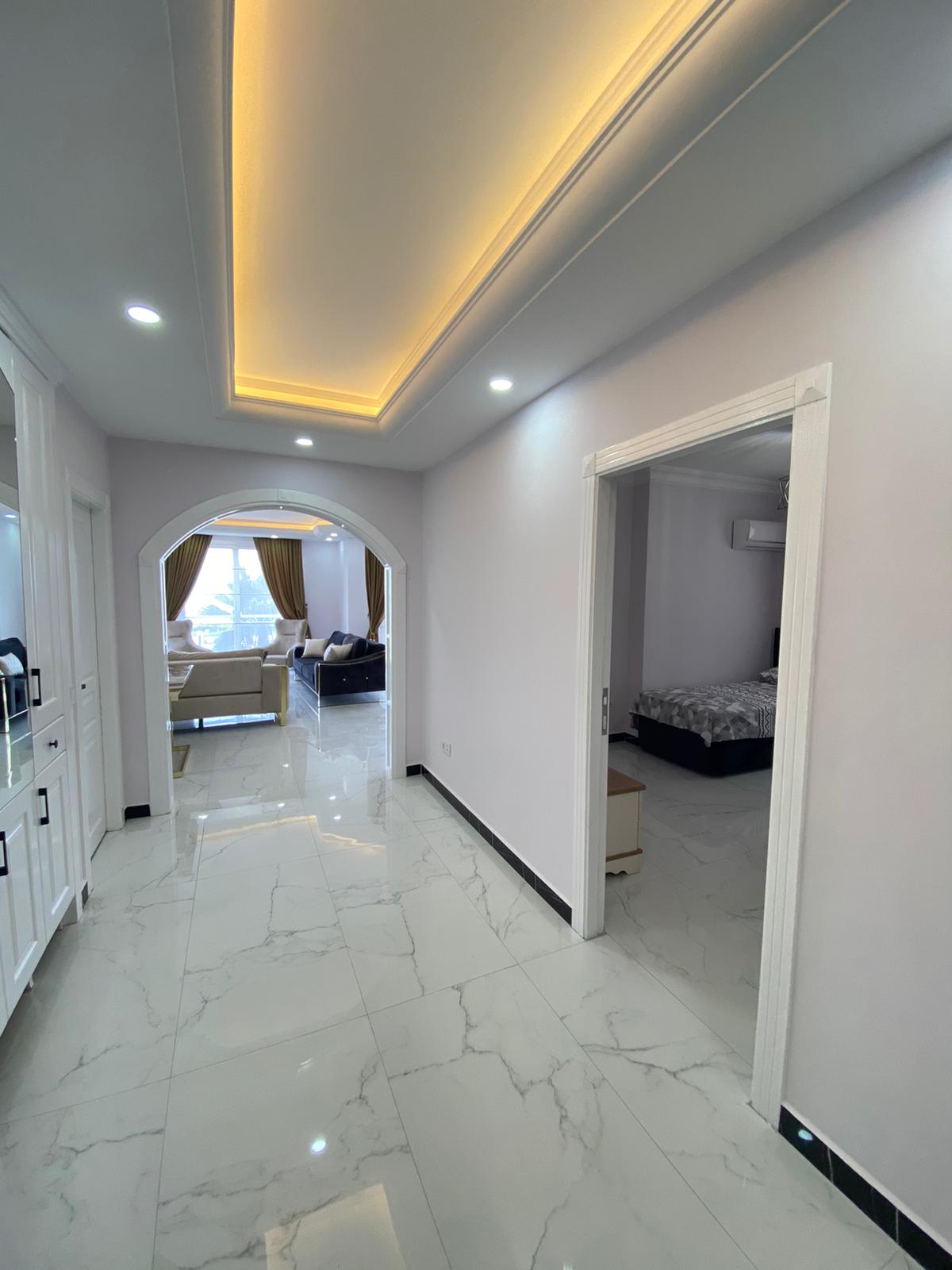 Трехкомнатные апартаменты на первой береговой линии, 120 м2 фото 5