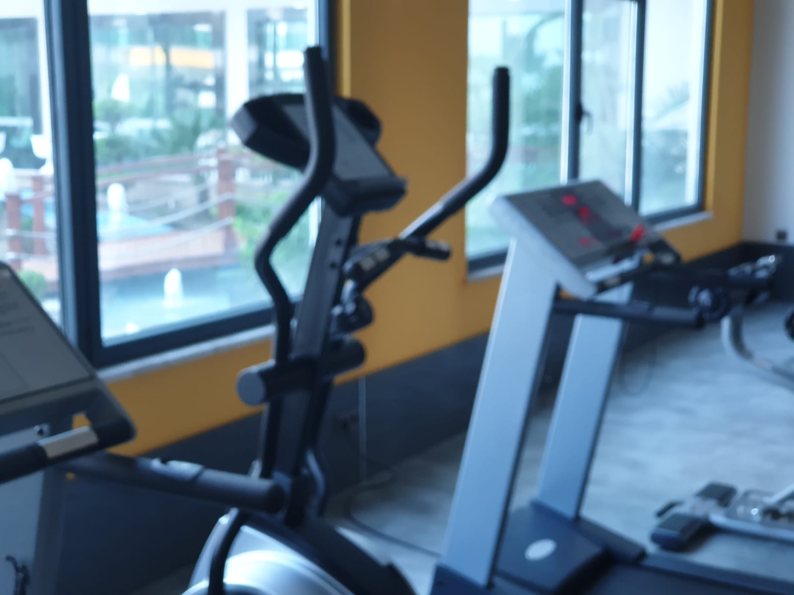 Трёхкомнатный меблированный садовый дуплекс в 350метрах от моря , 165м2 фото 7