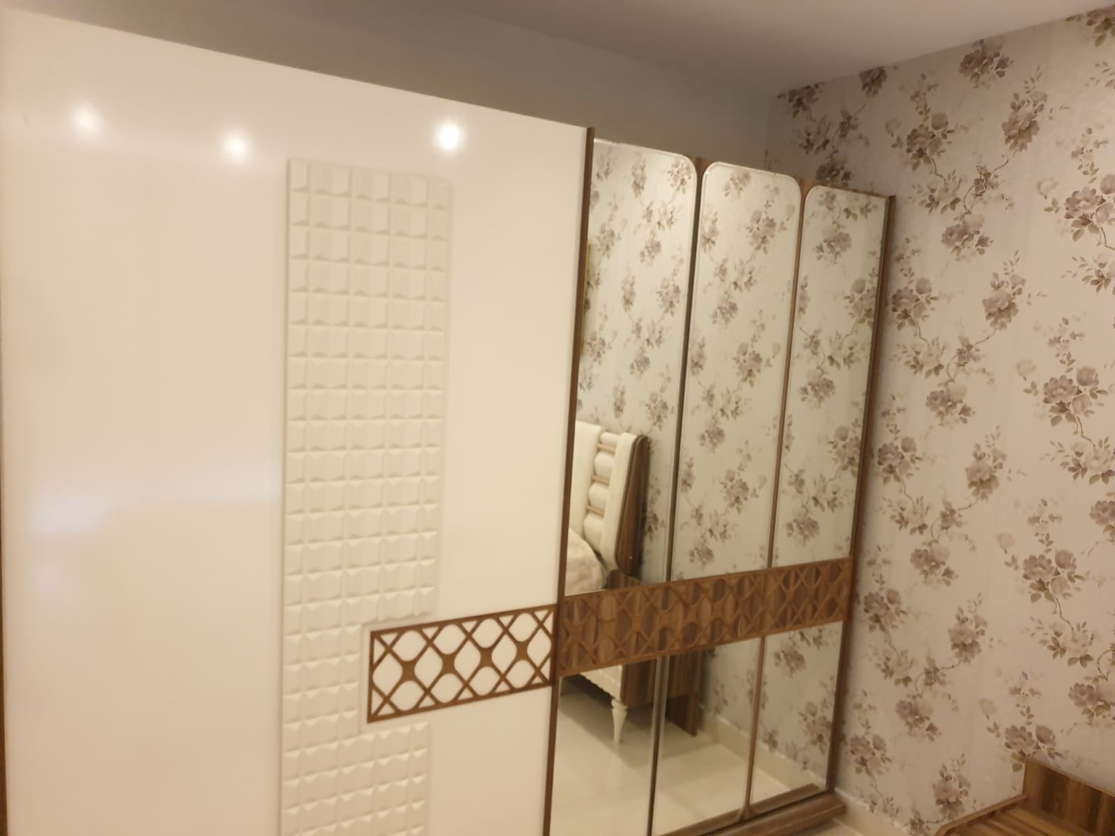 Трёхкомнатный меблированный садовый дуплекс в 350метрах от моря , 165м2 фото 35