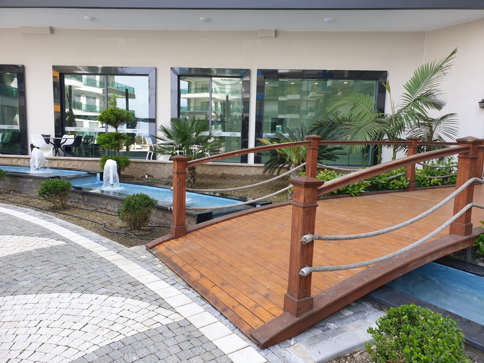 Трёхкомнатный меблированный садовый дуплекс в 350метрах от моря , 165м2 фото 63