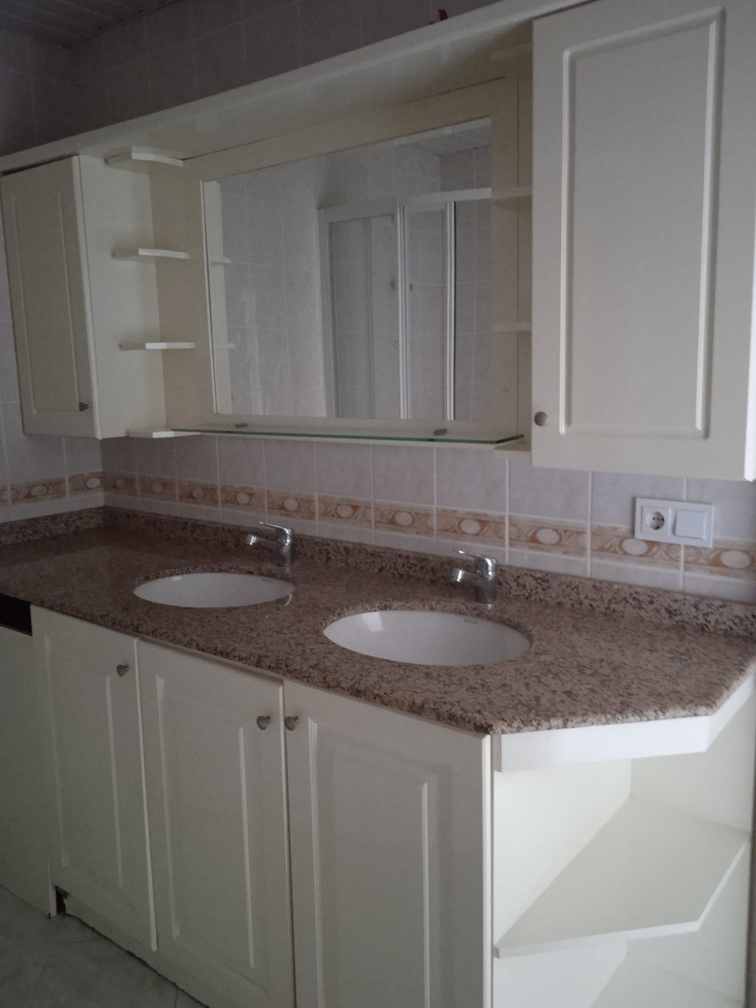 Apartment 2+1 with mountain and sea views, 100 m2. House by the sea in the Kestel area. Good price! фото 15