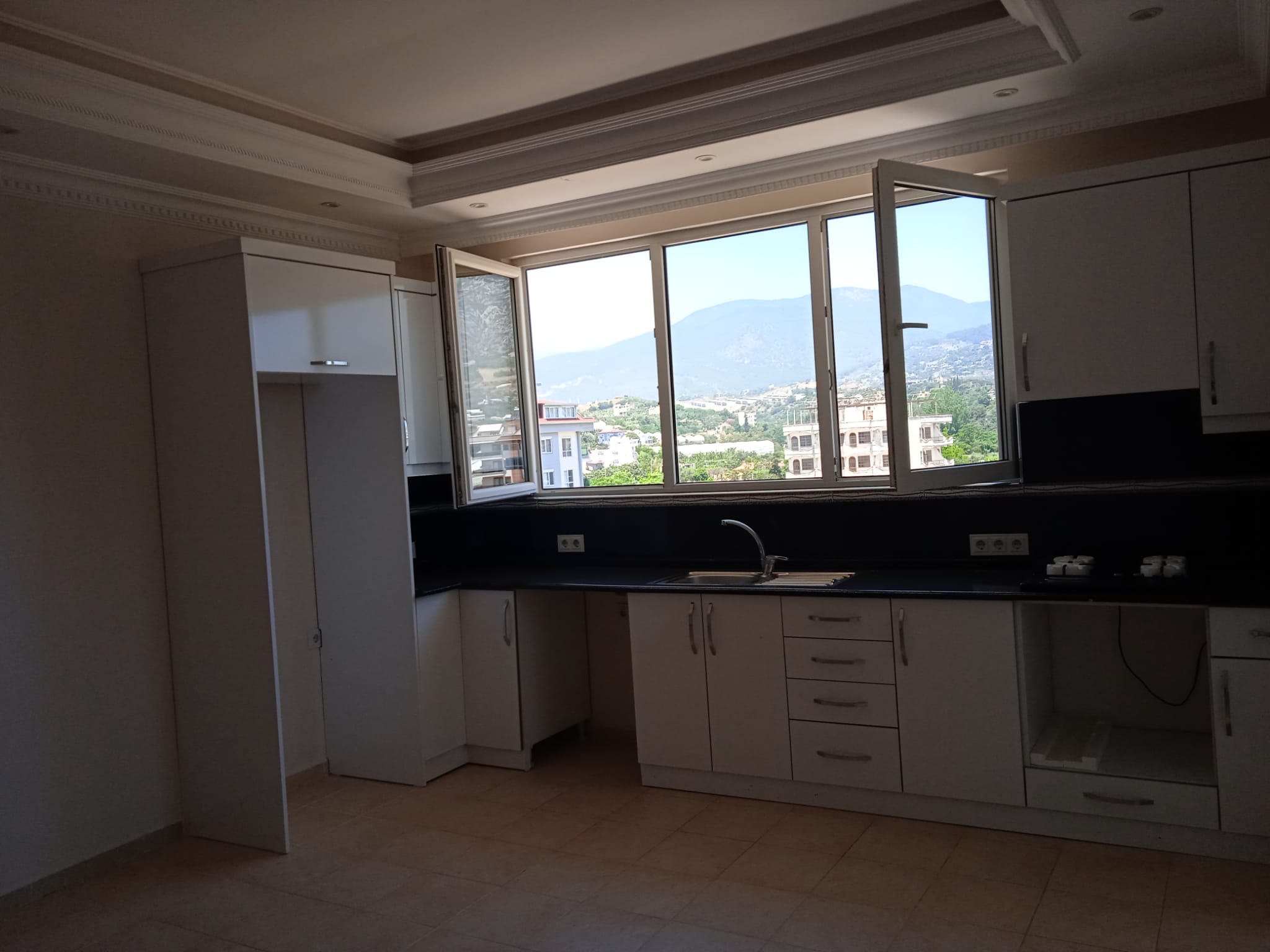 Apartment 2+1 with mountain and sea views, 100 m2. House by the sea in the Kestel area. Good price! фото 21