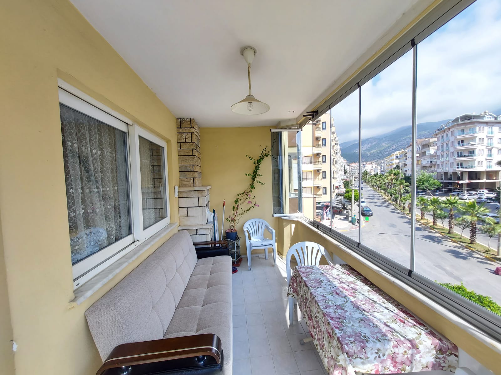 Квартира 1+1 с мебелью в центре города, 60 м2 фото 16