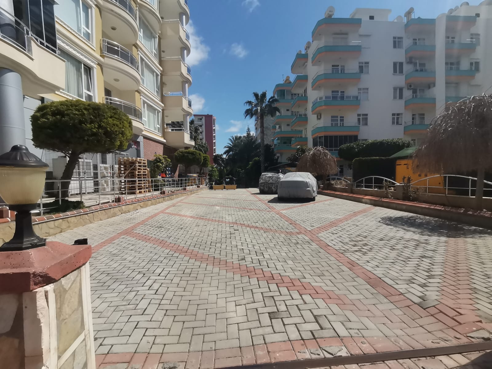 Большая по площади трехкомнатная квартира с мебелью на ул. Барбаросса, 130м2 фото 24