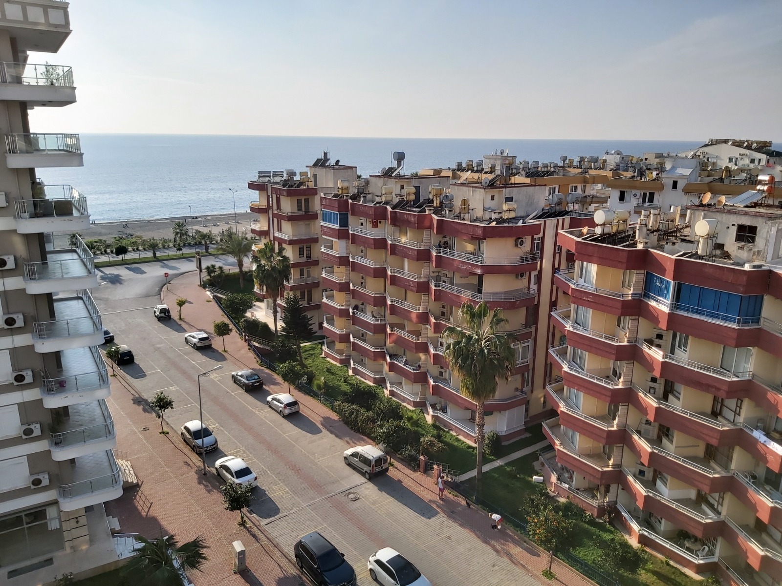 Большая по площади трехкомнатная квартира с мебелью на ул. Барбаросса, 130м2 фото 27