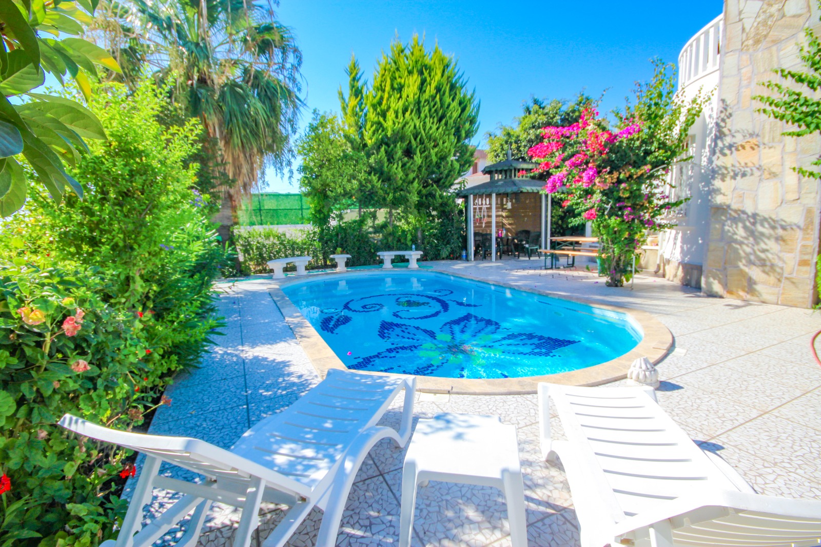 Вилла 2+1 с мебелью в районе Махмутлар, 613 м2 фото 5