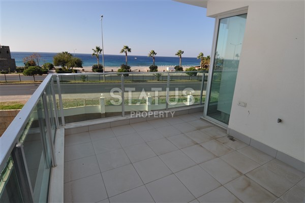 Апартаменты на первой береговой линии в районе Кестель с видом на море. 110 кв.м. фото 8