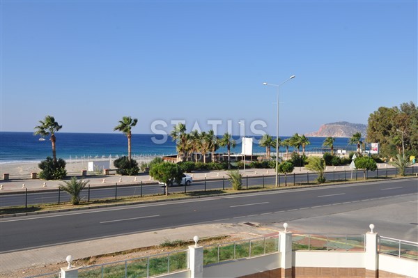 Апартаменты на первой береговой линии в районе Кестель с видом на море. 110 кв.м. фото 10