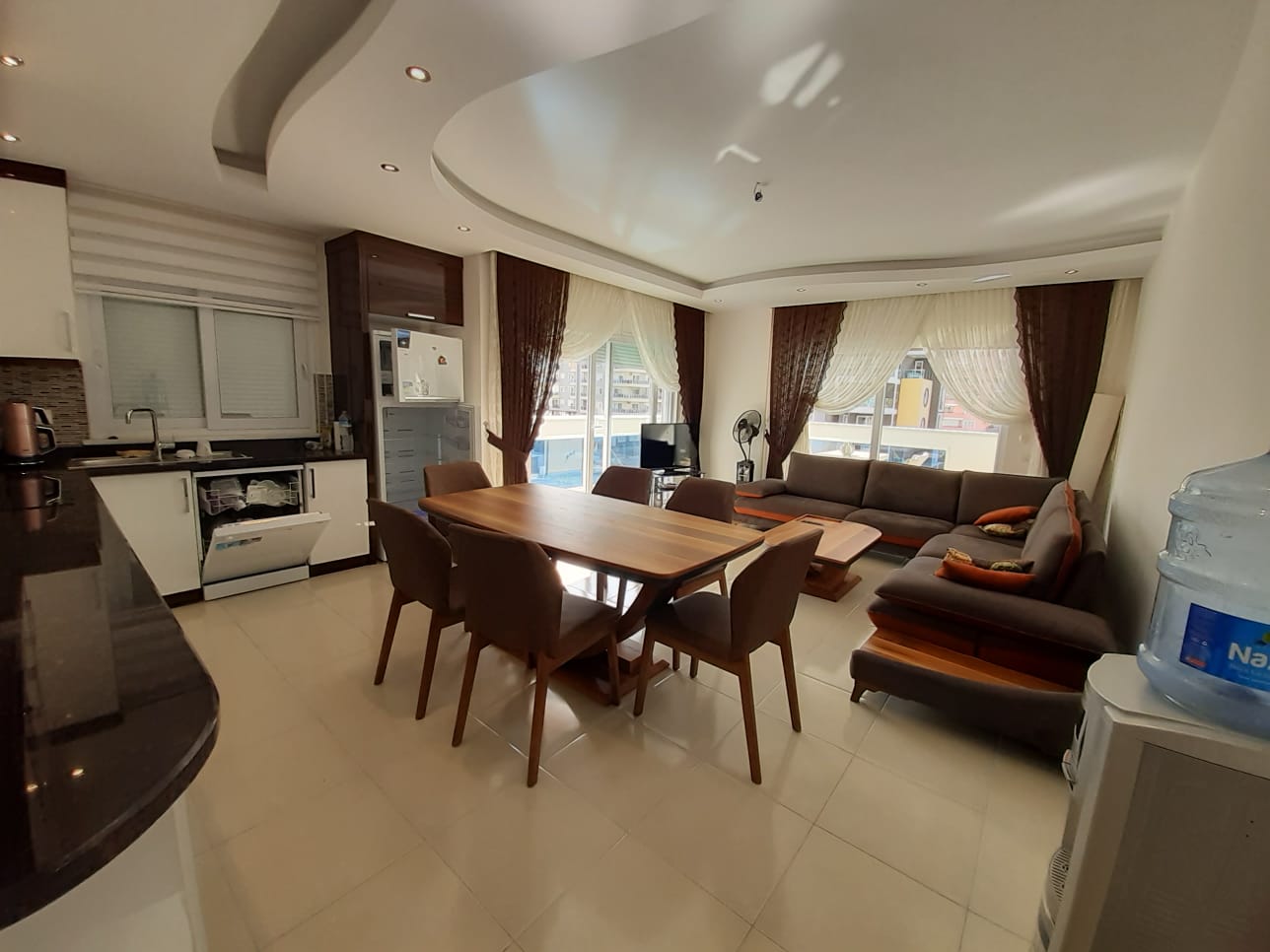 Меблированные апартаменты 2+1 в элитном новом комплексе в Махмутларе, 120 м2. фото 3