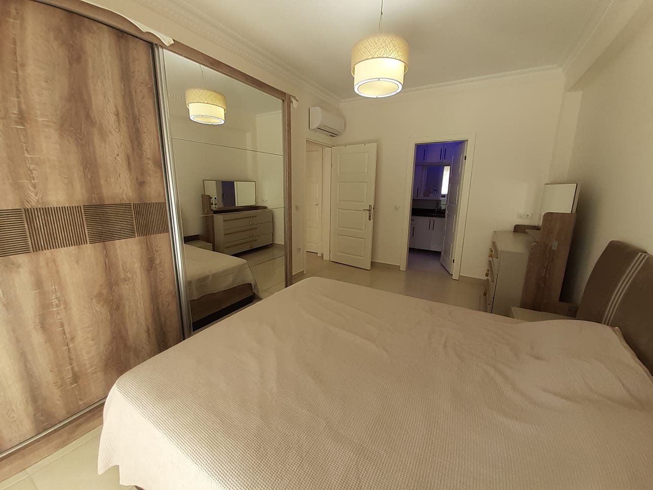 Меблированные апартаменты 2+1 в элитном новом комплексе в Махмутларе, 120 м2. фото 9