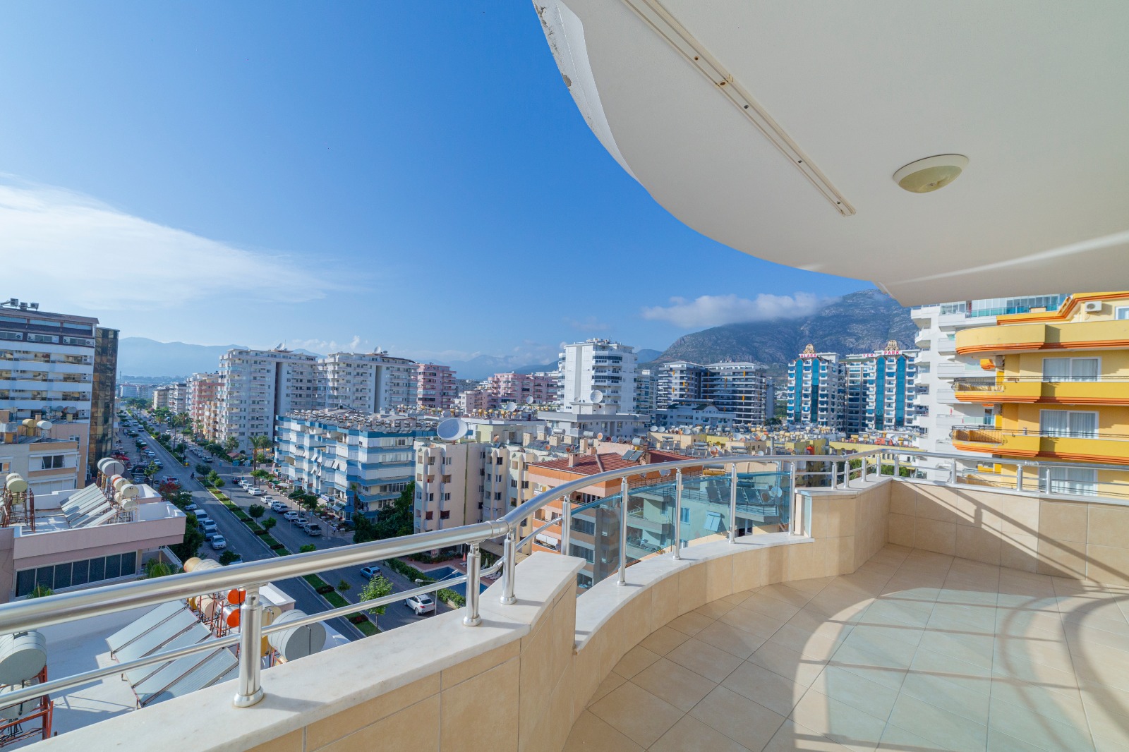 Просторные апартаменты 2+1 с видом на море 125 м2 в Махмутларе. Отличная цена! фото 3