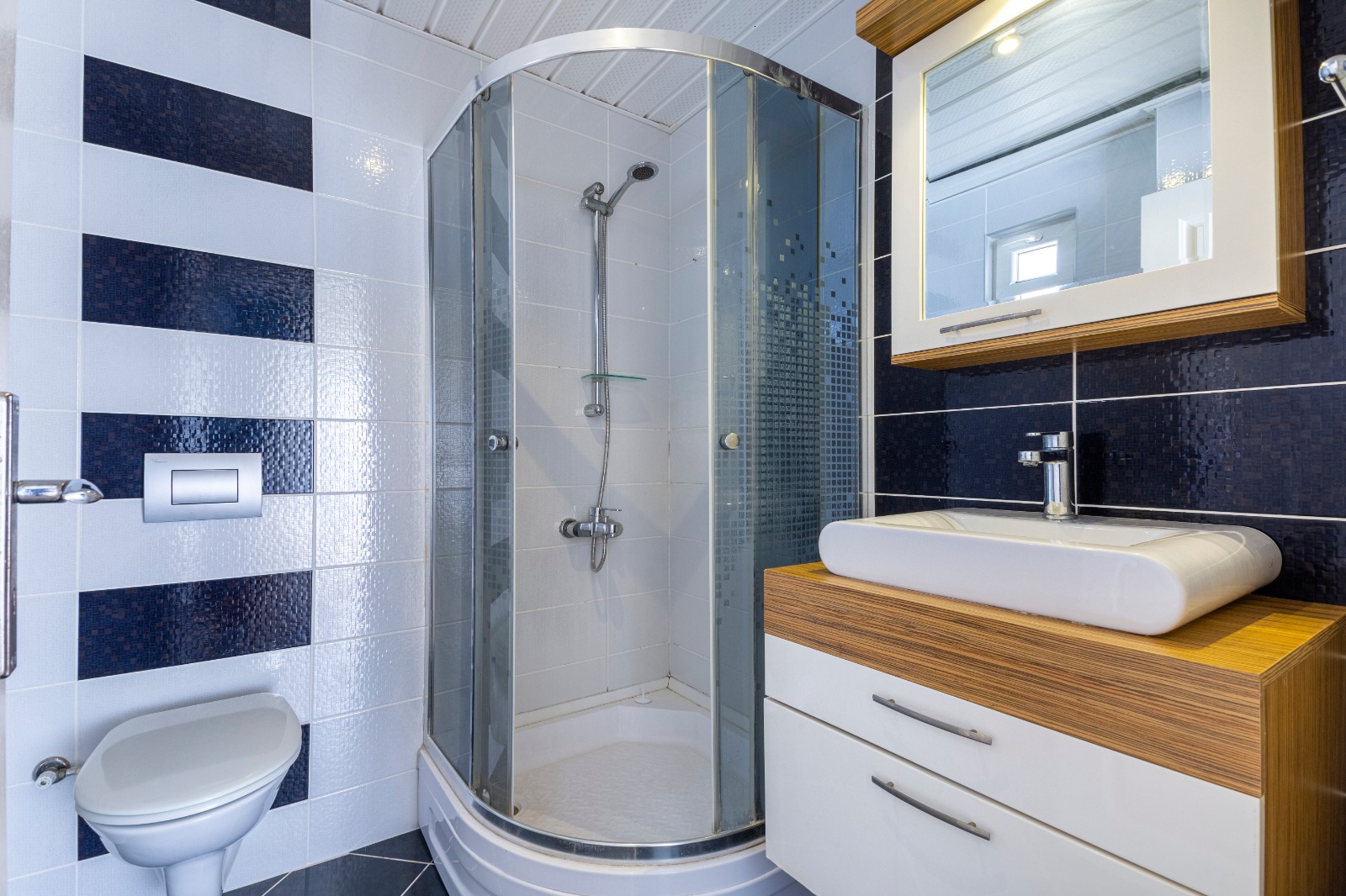 Просторные апартаменты 2+1 с видом на море 125 м2 в Махмутларе. Отличная цена! фото 15