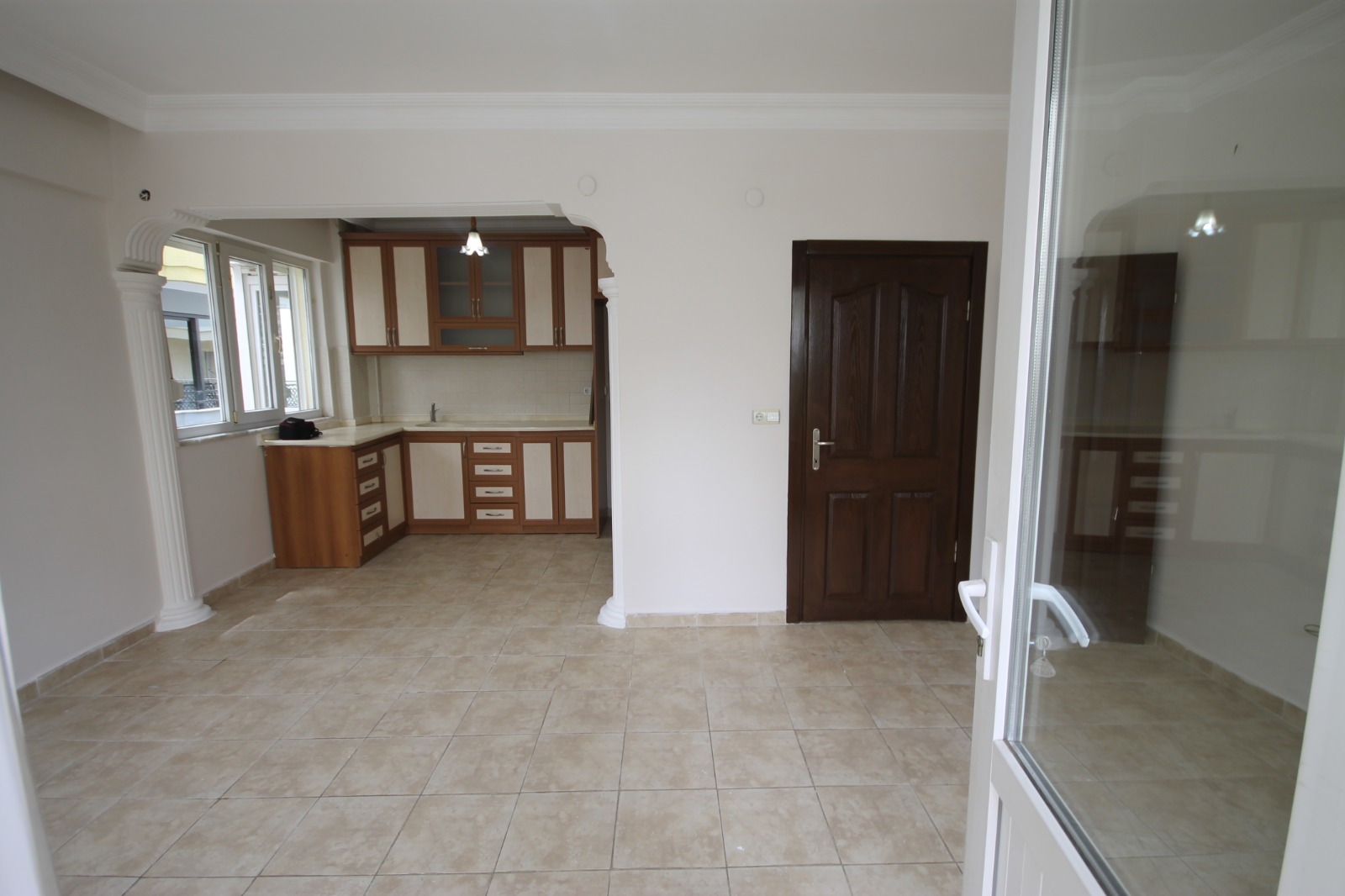 Квартира 1+1 с крупным метражом в самом центре Алании, недалеко от пляжа Клеопатры. фото 16