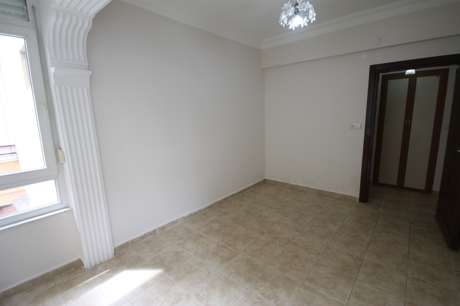 Квартира 1+1 с крупным метражом в самом центре Алании, недалеко от пляжа Клеопатры. фото 19