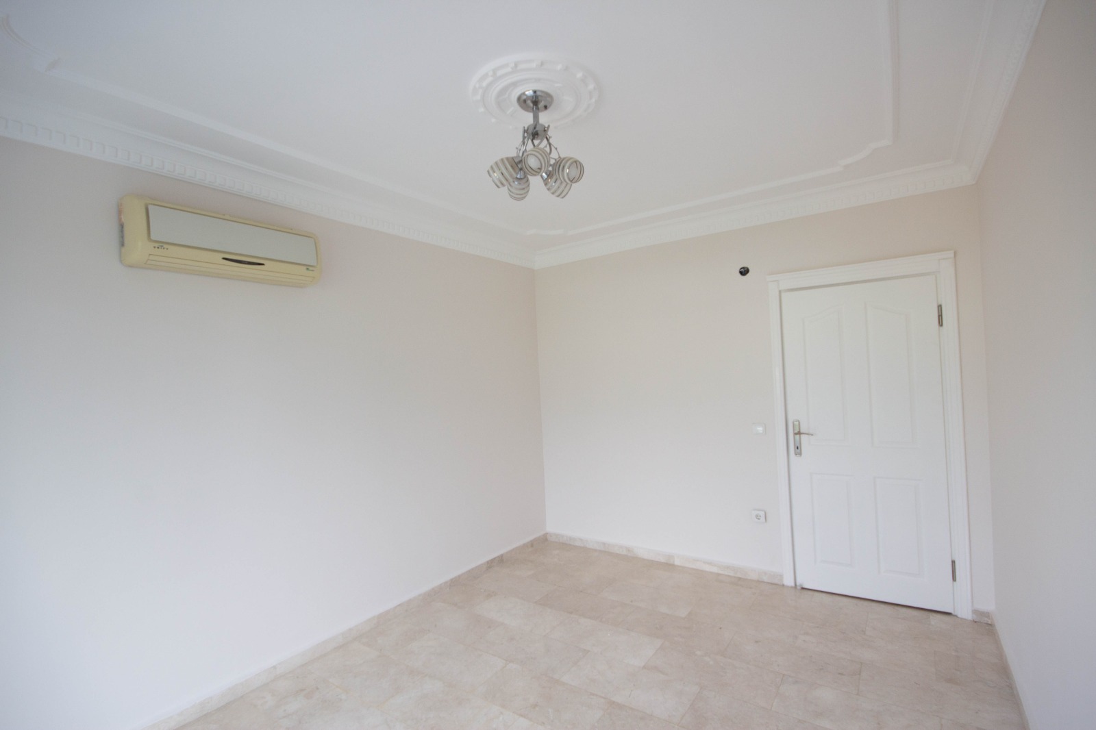 Просторная квартира 2+1 с видом на природу в Махмутларе, 125 м2. Отличная цена. фото 4