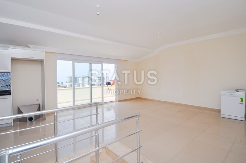 Просторный пентхаус с видом на море и горы, 120 кв.м. фото 9