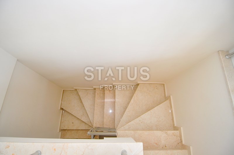 Просторный пентхаус с видом на море и горы, 120 кв.м. фото 14