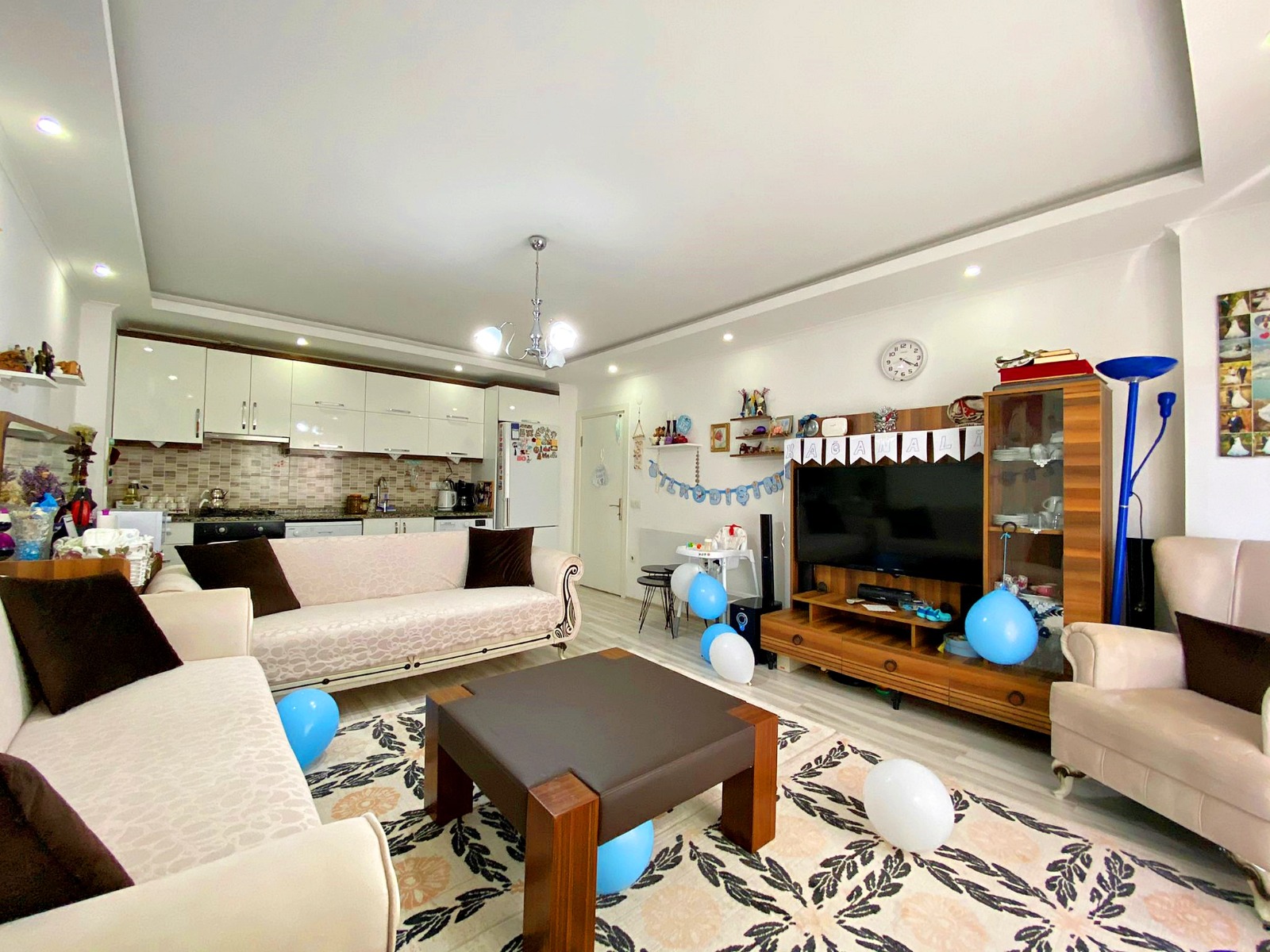 Недорогая квартира 1+1 в центре города, 70 м2 фото 12