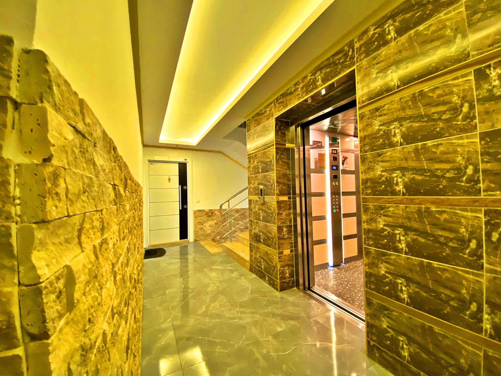 Недорогая квартира 1+1 в центре города, 70 м2 фото 23