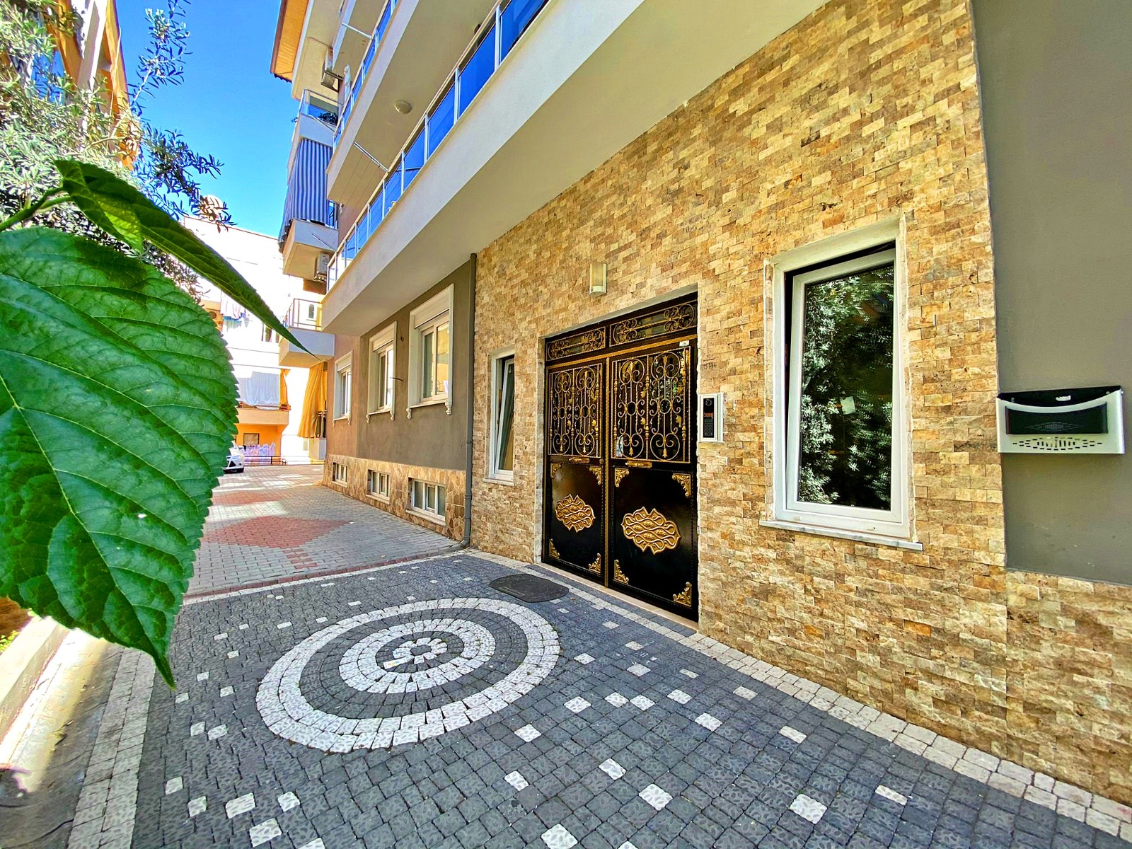 Недорогая квартира 1+1 в центре города, 70 м2 фото 30