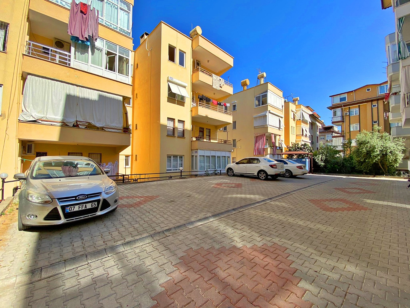 Недорогая квартира 1+1 в центре города, 70 м2 фото 34