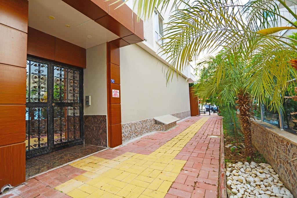 Квартира планировки 1+1 с большой площадью, 75 м2 в районе Махмутлар, Аланья фото 4